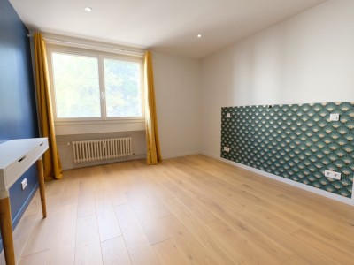 APPARTEMENT T5 A VENDRE - ST ETIENNE FAURIEL - 99.15 m2 - 169000€