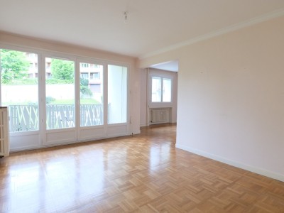 APPARTEMENT T5 A VENDRE - ST ETIENNE FAURIEL - 97 m2 - 105000€