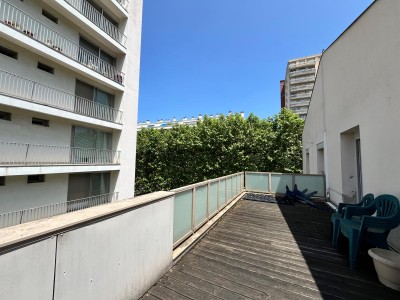 APPARTEMENT T5 A VENDRE - ST ETIENNE FAURIEL - 120.6 m2 - 149000€