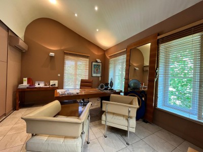 APPARTEMENT T5 A VENDRE - ST ETIENNE FAURIEL - 120.6 m2 - 149000€