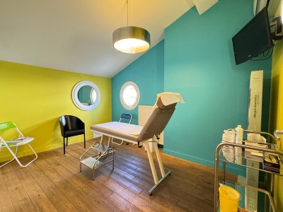 APPARTEMENT T5 A VENDRE - ST ETIENNE FAURIEL - 120.6 m2 - 149000€