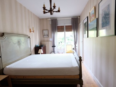 APPARTEMENT T5 A VENDRE - ST ETIENNE FAURIEL - 146.72 m2 - 175000€