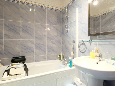 APPARTEMENT T5 A VENDRE - ST ETIENNE FAURIEL - 88.71 m2 - 109 000 &euro;