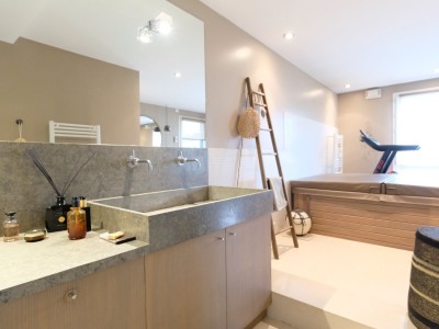 APPARTEMENT T5 A VENDRE - ST ETIENNE FAURIEL - 149 m2 - 470 000 &euro;