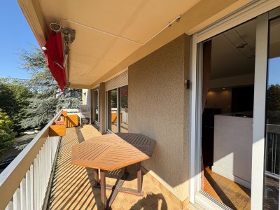 APPARTEMENT T5 A VENDRE - ST ETIENNE LA MTARE - 113.14 m2 - 189000€