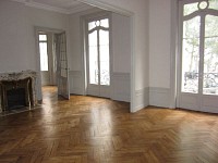APPARTEMENT T6 A LOUER - ST ETIENNE BADOUILLÈRE - 217.13 m2 - 1 600 &euro; charges comprises par mois
