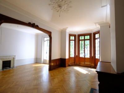 APPARTEMENT T6 A LOUER - ST ETIENNE ANATOLE FRANCE - 198 m2 - 1 530 &euro; charges comprises par mois