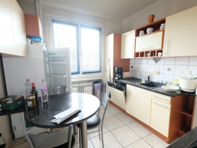 APPARTEMENT T6 A VENDRE - ST CHAMOND - 112,76 m2 - 139000 €