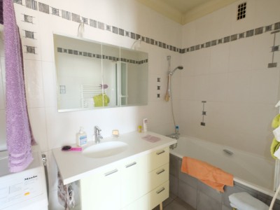 APPARTEMENT T6 A VENDRE - ST CHAMOND - 112,76 m2 - 139000 €