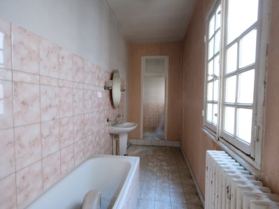 APPARTEMENT T6 A VENDRE - ST ETIENNE CENTRE VILLE - 193.74 m2 - 225000€