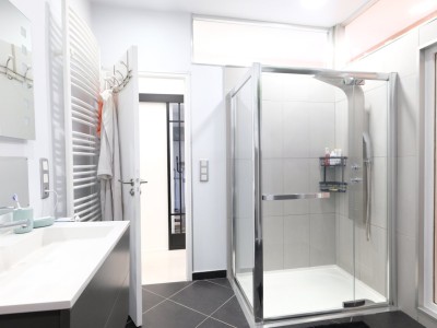 APPARTEMENT T6 A VENDRE - ST ETIENNE CENTRE VILLE - 172 m2 - 249000€