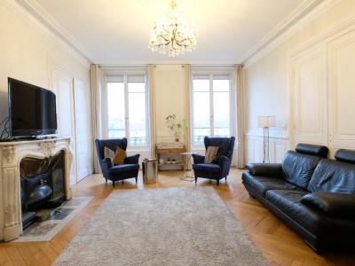 APPARTEMENT T6 A VENDRE - ST ETIENNE CENTRE VILLE - 183.33 m2 - 249�000�&euro;