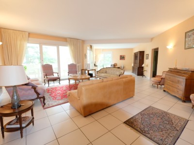 APPARTEMENT T6 - ST ETIENNE FAURIEL - 164.08 m2 - VENDU