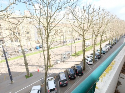 APPARTEMENT T6 A VENDRE - ST ETIENNE FAURIEL - 129.48 m2 - 160000€