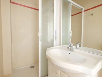 APPARTEMENT T6 A VENDRE - ST ETIENNE FAURIEL - 129.48 m2 - 160000€