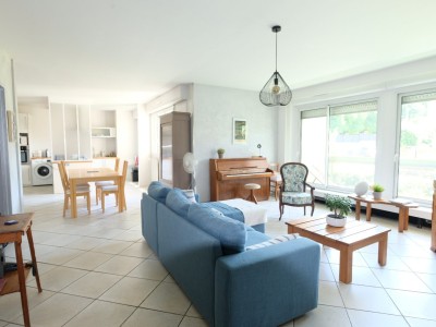 APPARTEMENT T6 A VENDRE - ST ETIENNE FAURIEL - 145.88 m2 - 215000€