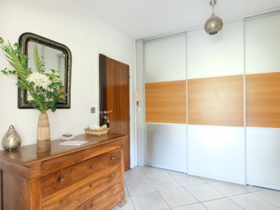APPARTEMENT T6 A VENDRE - ST ETIENNE FAURIEL - 145.88 m2 - 215000€