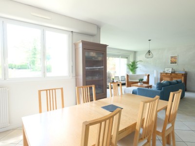 APPARTEMENT T6 A VENDRE - ST ETIENNE FAURIEL - 145.88 m2 - 215000€