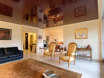 APPARTEMENT T6 A VENDRE - ST ETIENNE FAURIEL - 144 m2 - 215000€