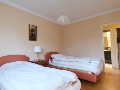 APPARTEMENT T6 A VENDRE - ST ETIENNE FAURIEL - 144 m2 - 215000€