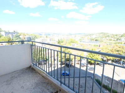APPARTEMENT T6 A VENDRE - ST ETIENNE FAURIEL - 158.41 m2 - 129 000 &euro;