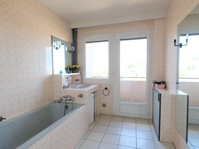 APPARTEMENT T6 A VENDRE - ST ETIENNE FAURIEL - 158.41 m2 - 129 000 &euro;