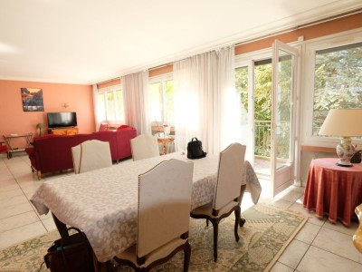 APPARTEMENT T6 A VENDRE - ST ETIENNE FAURIEL - 158.41 m2 - 129 000 &euro;