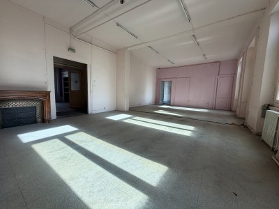 APPARTEMENT T6 A VENDRE - ST ETIENNE HYPER CENTRE - 222.8 m2 - 180 000 &euro;