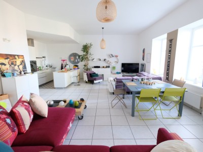APPARTEMENT T6 A VENDRE - ST ETIENNE LA MTARE - 145.59 m2 - 270000€