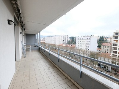 APPARTEMENT T7 A LOUER - ST ETIENNE FAURIEL - 150 m2 - 1065 € charges comprises par mois