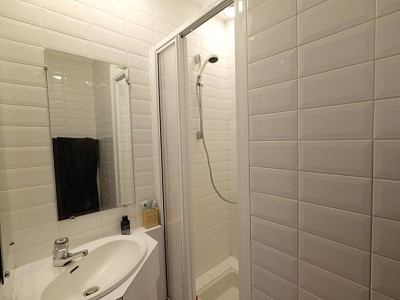 APPARTEMENT T7 A LOUER - ST ETIENNE FAURIEL - 150 m2 - 1065 € charges comprises par mois
