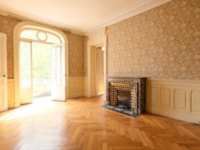 APPARTEMENT T7 A VENDRE - ST ETIENNE BADOUILLÈRE - 216.31 m2 - 229 000 €