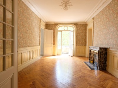 APPARTEMENT T7 A VENDRE - ST ETIENNE BADOUILLÈRE - 216.31 m2 - 229 000 €