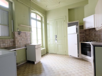 APPARTEMENT T7 A VENDRE - ST ETIENNE BADOUILLÈRE - 216.31 m2 - 229 000 €