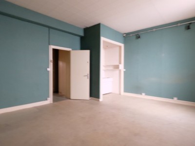 APPARTEMENT T7 A VENDRE - ST ETIENNE BADOUILLÈRE - 167.71 m2 - 99 000 &euro;