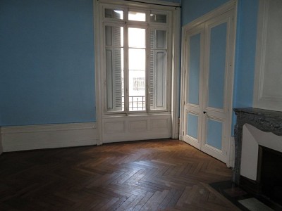 APPARTEMENT T7 - ST ETIENNE CENTRE VILLE - 233.69 m2 - VENDU