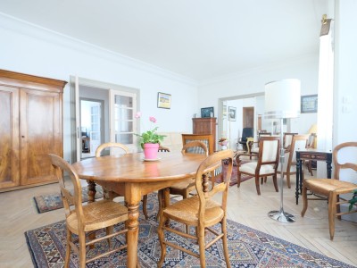 APPARTEMENT T7 A VENDRE - ST ETIENNE CENTRE VILLE - 163,78 m2 - 299000 €