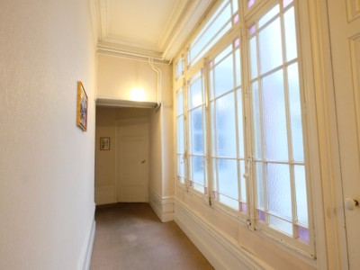 APPARTEMENT T7 A VENDRE - ST ETIENNE CENTRE VILLE - 231.32 m2 - 249000€