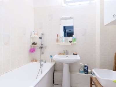 APPARTEMENT T7 A VENDRE - ST ETIENNE LA MÉTARE - 125.91 m2 - 95 000 &euro;