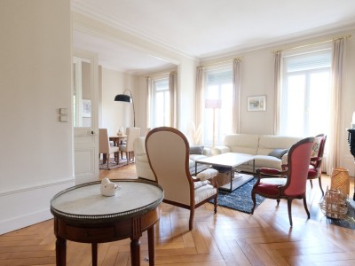 APPARTEMENT T8 A VENDRE - ST ETIENNE CENTRE VILLE - 191 m2 - 310�000�&euro;