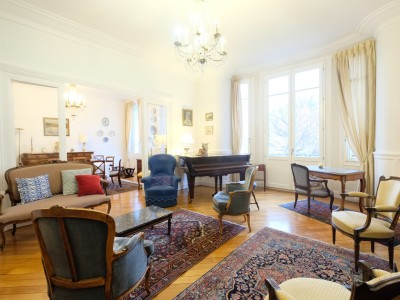 APPARTEMENT T9 A VENDRE - ST ETIENNE CENTRE VILLE - 244 m2 - 295000€