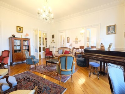 APPARTEMENT T9 A VENDRE - ST ETIENNE CENTRE VILLE - 244 m2 - 295000€