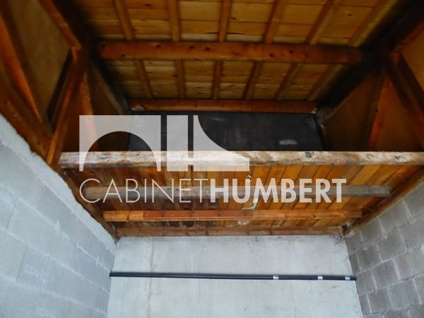 GARAGE A LOUER - ST ETIENNE CENTRE VILLE - 98 &euro; charges comprises par mois