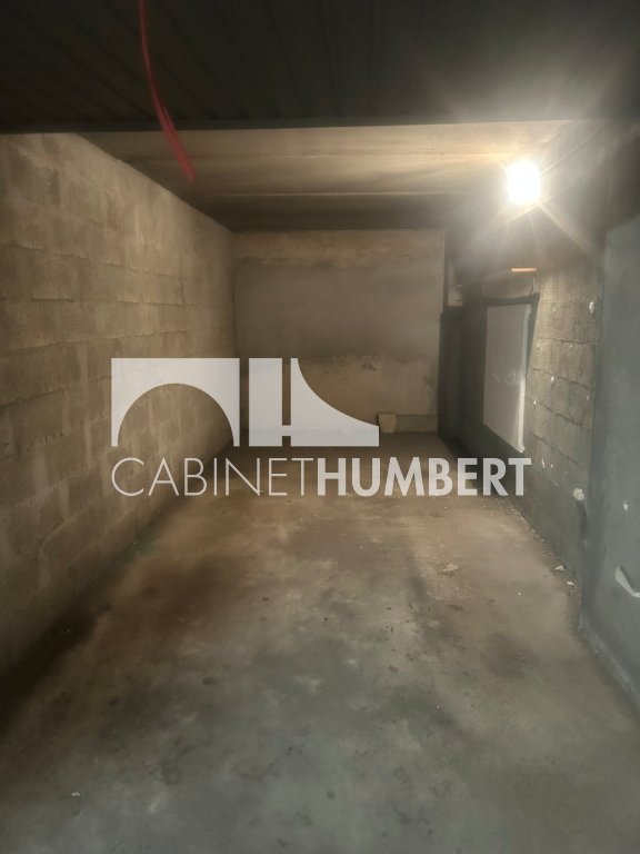 GARAGE A LOUER - ST ETIENNE CHAVANELLE - 20 m2 - 85 &euro; charges comprises par mois