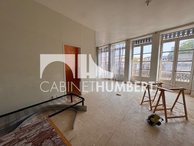 IMMEUBLE DE RAPPORT A VENDRE - ST ETIENNE CENTRE VILLE - 455.36 m2 - 495 000 €