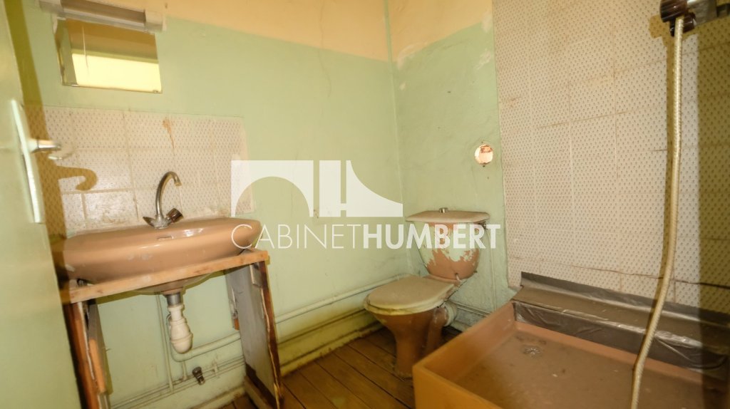 IMMEUBLE DE RAPPORT A VENDRE - ST ETIENNE FACULTE / CENTRE DEUX - 382 m2 - 309 000 &euro;
