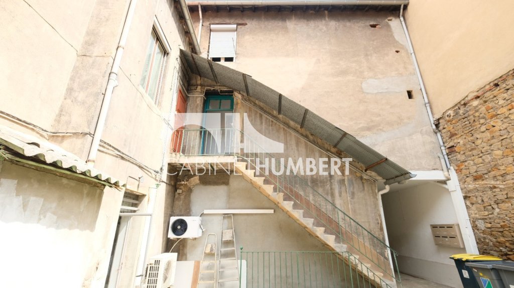 IMMEUBLE DE RAPPORT A VENDRE - ST ETIENNE FACULTE / CENTRE DEUX - 382 m2 - 309 000 &euro;