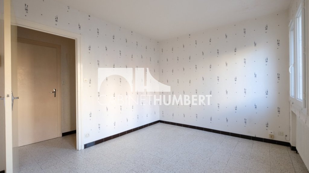 IMMEUBLE DE RAPPORT A VENDRE - ST ETIENNE FOURNEYRON - 174.56 m2 - 235�000�&euro;