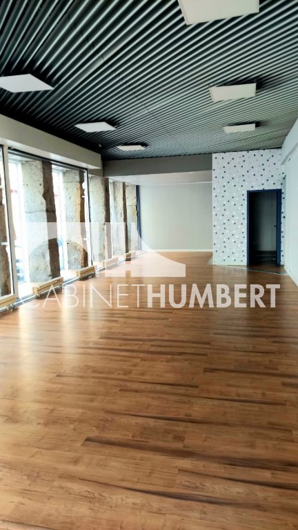 LOCAL COMMERCIAL A LOUER - ST ETIENNE CENTRE VILLE - 87 m2 - 700 &euro; HC par mois