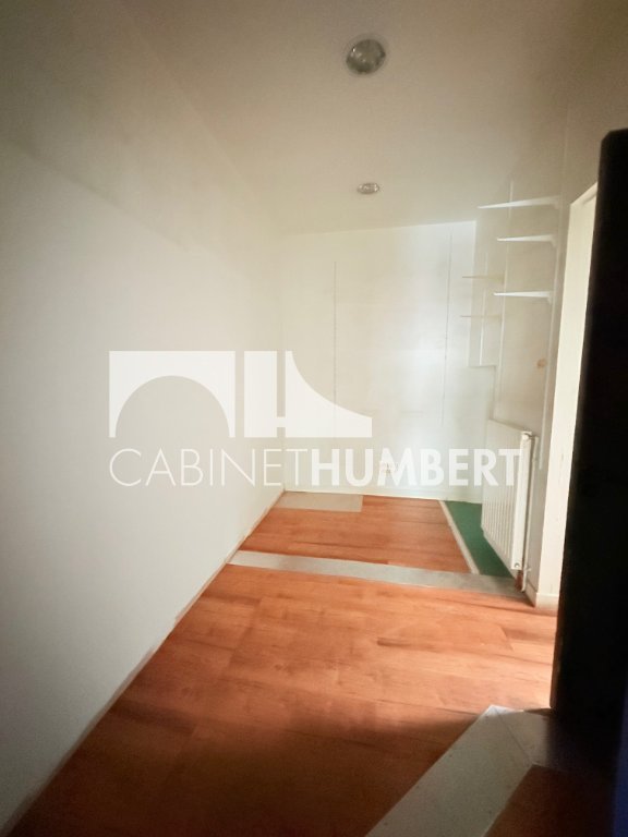 LOCAL COMMERCIAL A LOUER - ST ETIENNE CENTRE VILLE - 87 m2 - 700 &euro; HC par mois